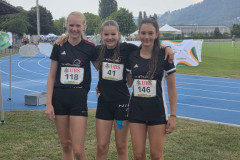 Valerie-Mia-und-Lyana-nach-dem-Wettkampf Valerie-Mia-und-Lyana-nach-dem-Wettkampf