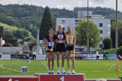 Lyana-holt-Silber-im-Dreisprung-an-der-SM
