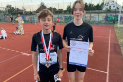 Simon-Hari-und-Mira-Gut-am-Regionalfinal-Mille-Gruyere