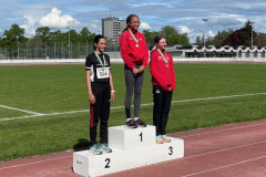 Lyana-Lemann-auf-dem-60m-Podest