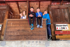 U12-Jungs-vor-dem-Wettkampfeinsatz