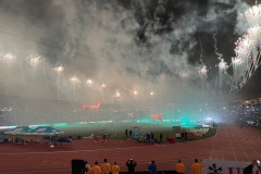 Bolliger-Staffel-bei-Weltklasse-Zuerich_Feuerwerk